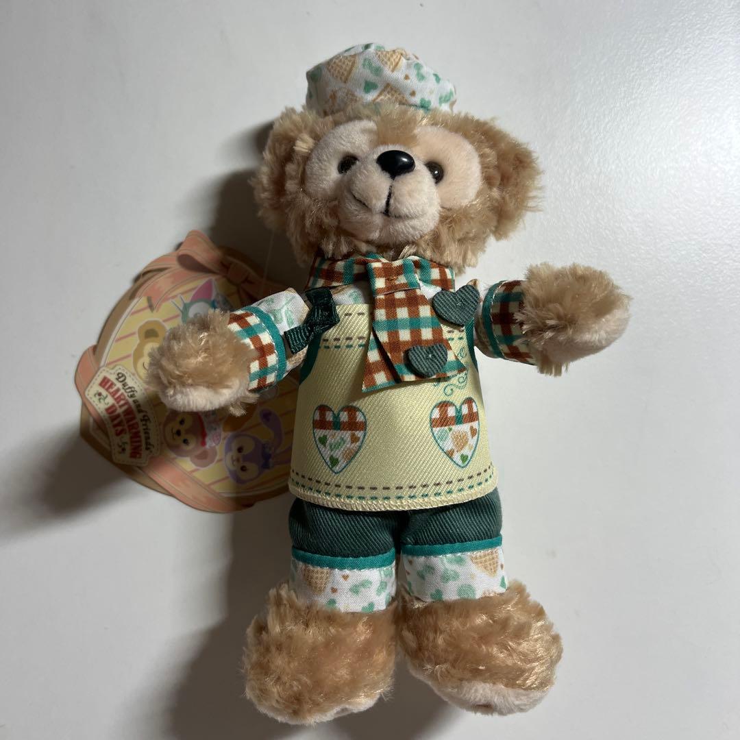 ダッフィー ぬいぐるみバッジ ハートウォーミングデイズ 2020