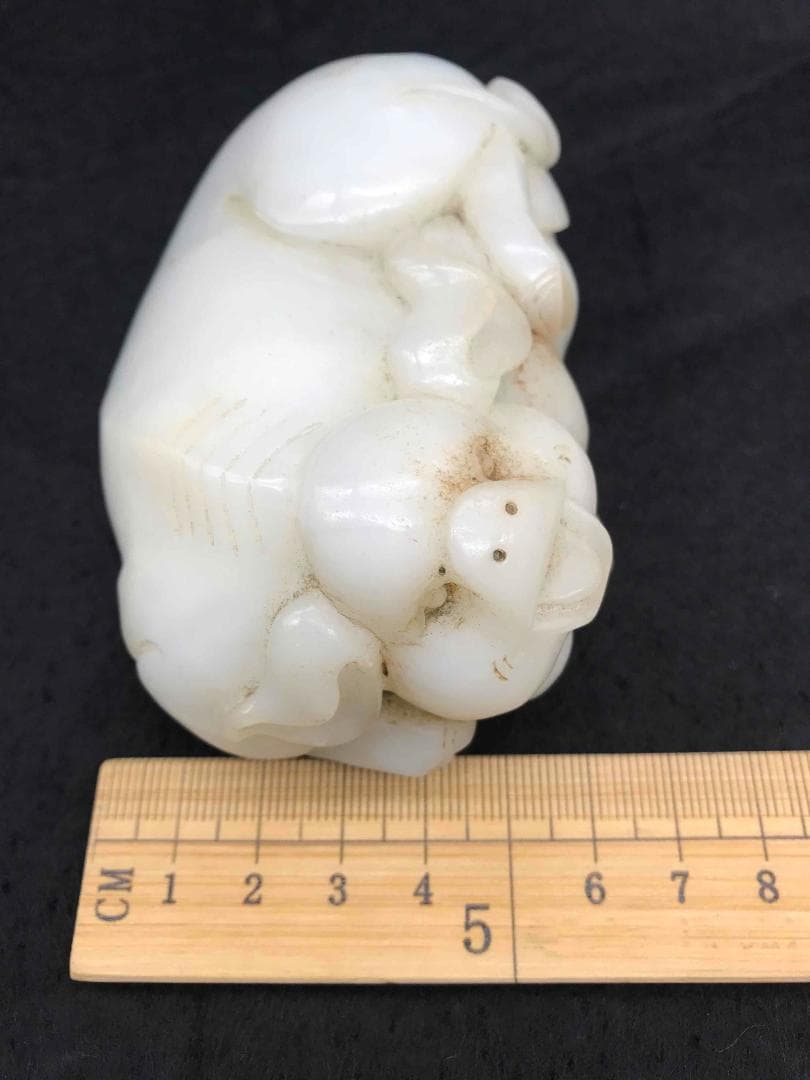 中国古美術 清時代 和田玉 純暖和田白玉彫り 縁起と財宝 豚