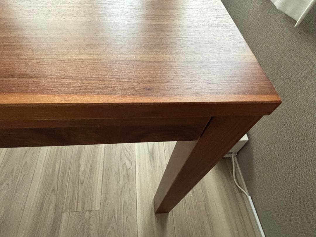 無印良品　木製テーブル　引出付　ウォールナット材　幅８０ｃｍ