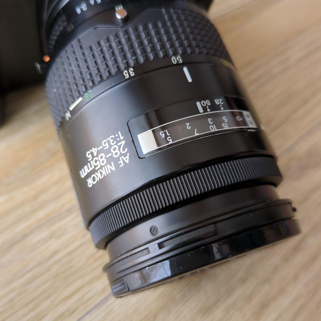 ニコンデジタル一眼レフD-70 オートフォーカス ストロボ・充電器