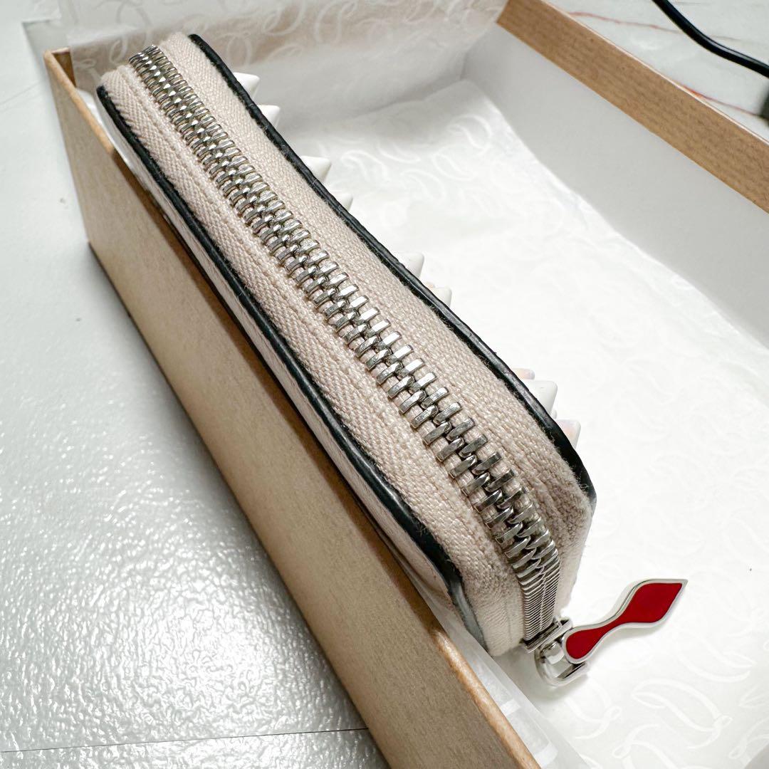 Christian Louboutin ケース