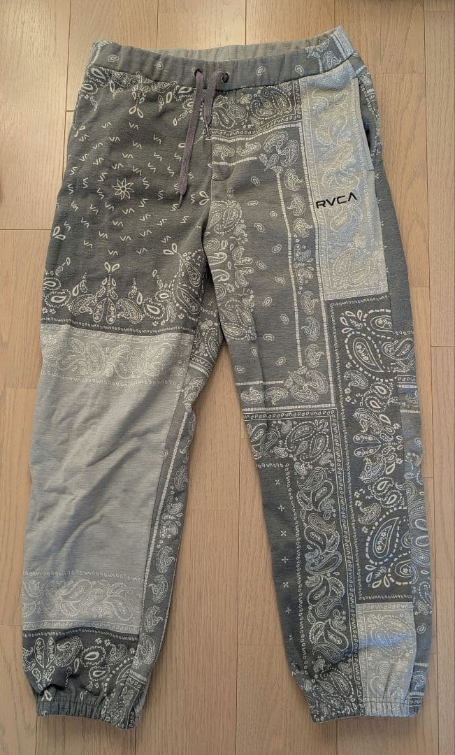 RVCA セットアップパーカー　スウェット　撥水・防水　L ペーズリー