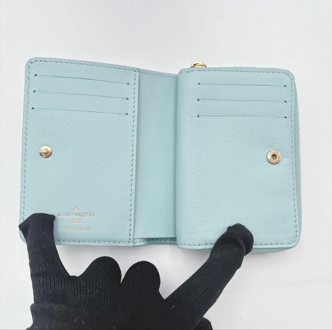 【極美品　限定色】ルイヴィトン ポルトフォイユ ルー 折り財布 エンボス 水色