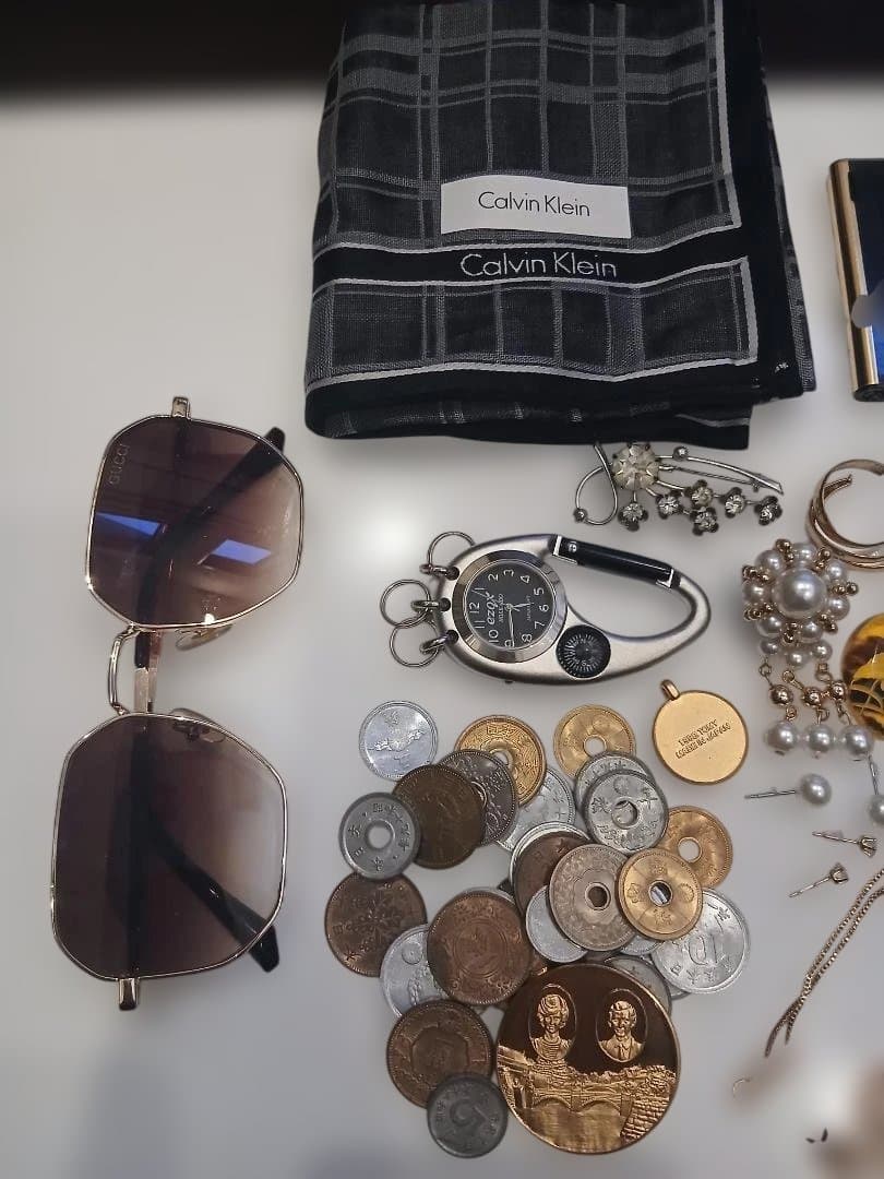 愛*夢様 遺品生前整理.Gucci サングラス 他