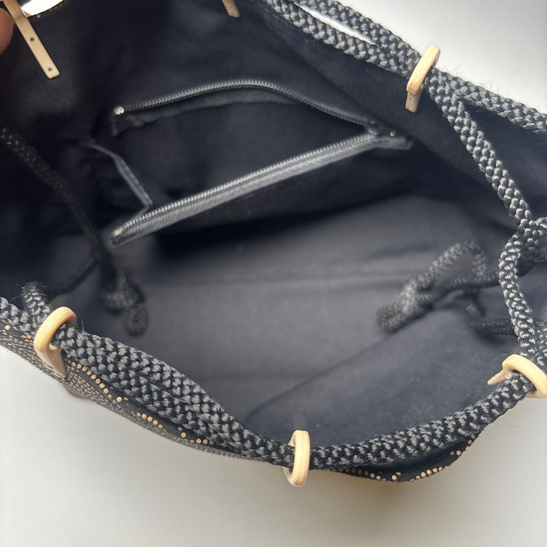 印傳屋　巾着袋　信玄袋　鶴銀杏と青海波文　甲州印伝　鹿皮　木箱付