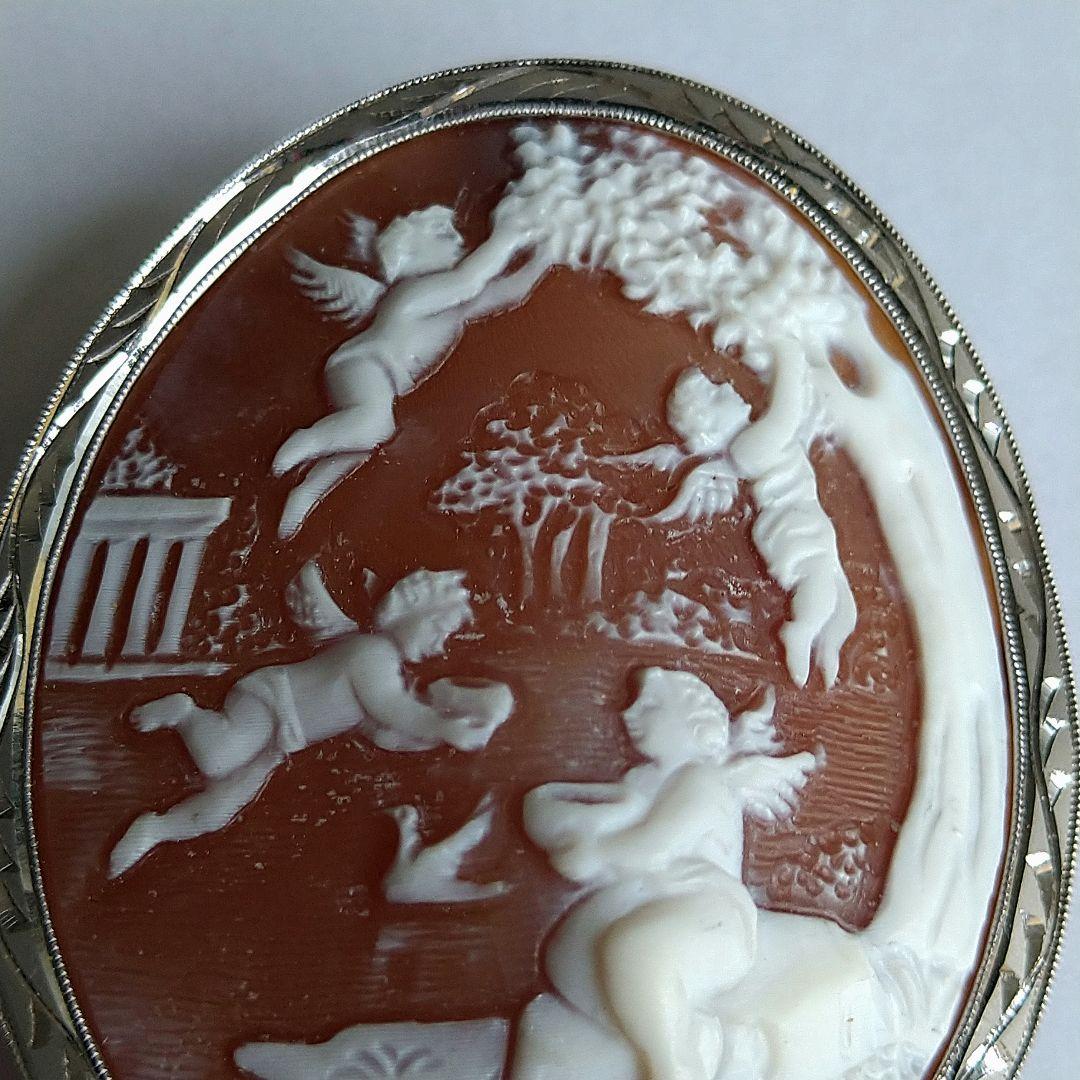 チョコレート✤作家ものシェルカメオ✤18K『小花に包まれて』2ways