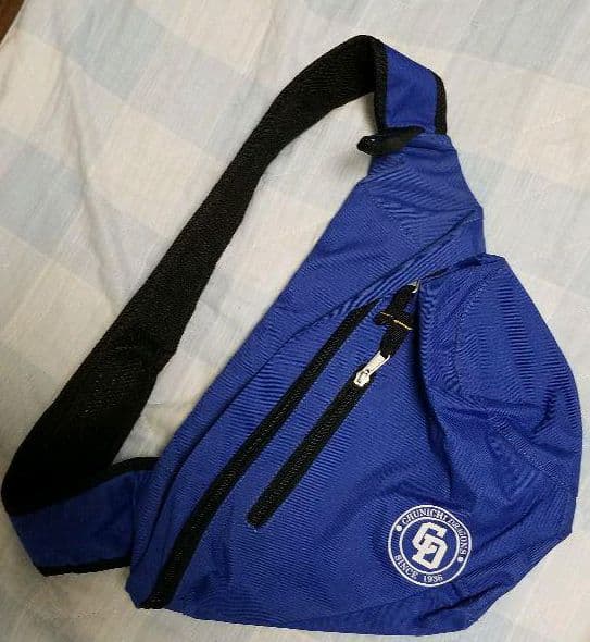 中日ドラゴンズ ショルダーストラップ付きウォレット(ドラチケクーポン