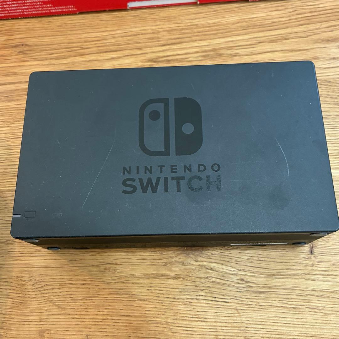 ヒロ様◯NintendoSwitch 本体 ネオンブルー/ネオンレッド