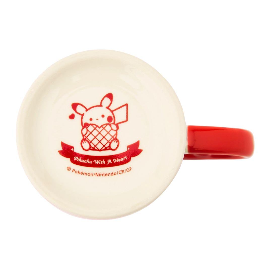 ぬいぐるみ ピカチュウ Pikachu With A Heart マグカップ