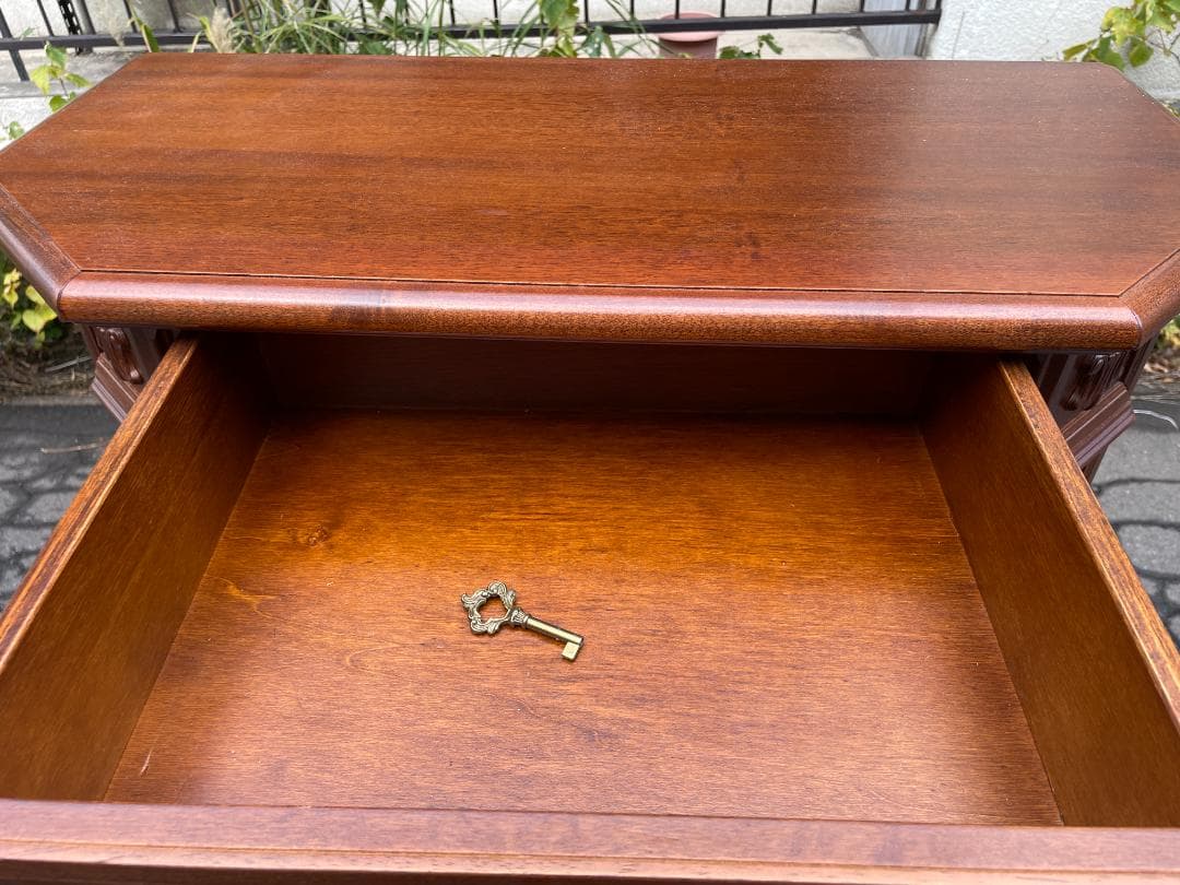 イタリア製 輸入家具 サイドボード リビングボード 象嵌 アンティーク