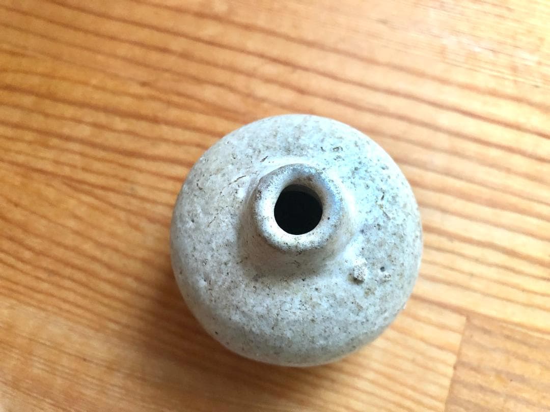 【タイ・骨董】宋胡録（スンコロク）白釉 小壺（1301年~1600年）