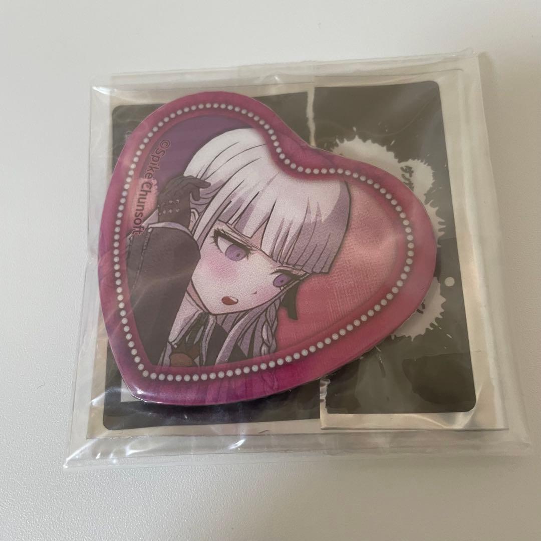 ダンガンロンパ 霧切 テレ顔缶バッジ - メルカリ