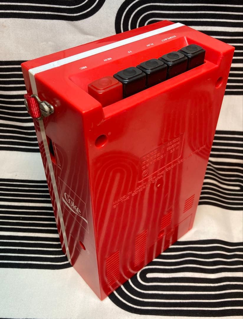 昭和レトロ ミドセンチュリー コカ・コーラ自動販売機型カセットテープ