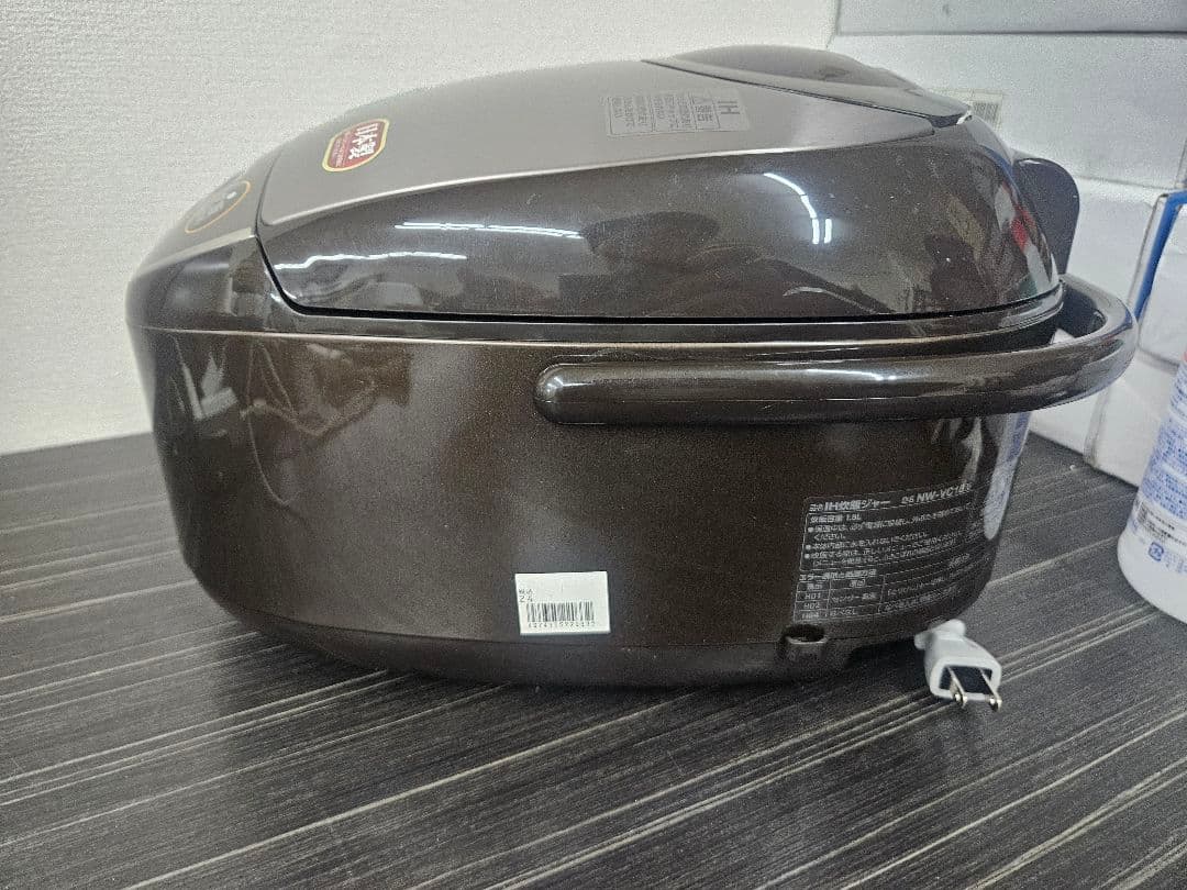 象印 1.8L 一升炊き 炊飯器 NW-VC18 大容量タイプ！ 23年製