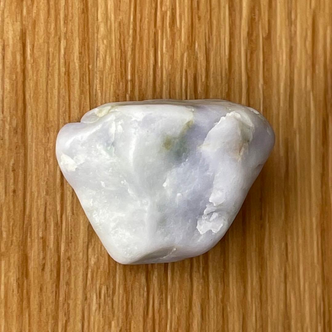 希少! 糸魚川 妖精ラベンダー 翡翠原石 ひすい 海岸採取 - メルカリ