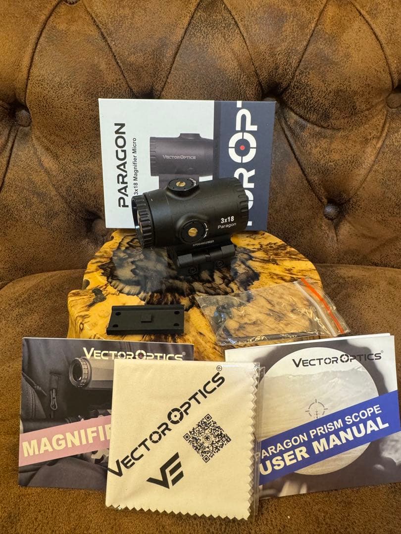 Vector Optics Paragon 3x18 マグニファイア