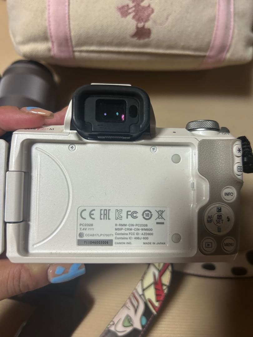 CanonkissM最終値下げ｜CanonkissM最終値下げ CANON EOS Kiss M ボディ