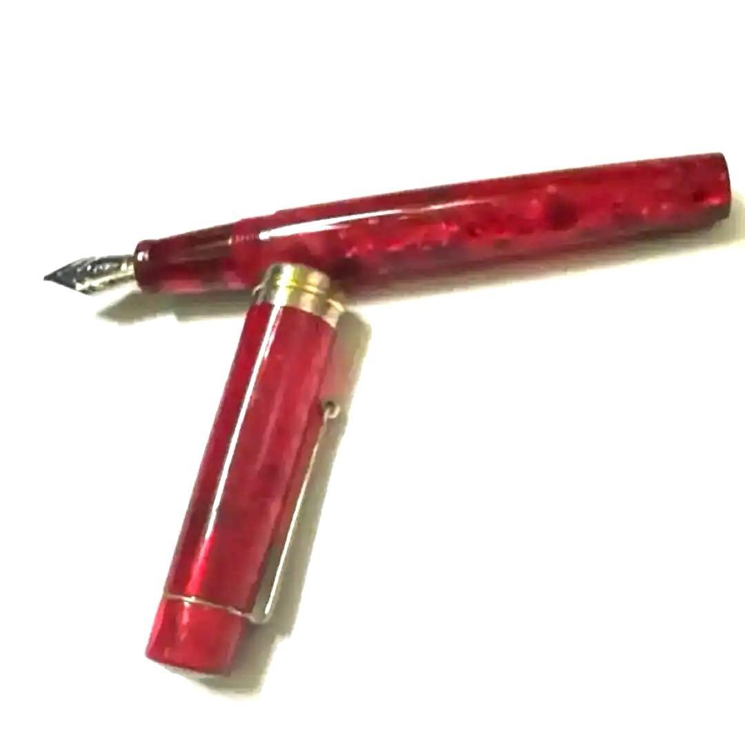 万年筆 DELTA ビンテージコレクション 赤 Rosso コンバータ付 M 万年筆 DELTA ビンテージコレクション 赤 Rosso コンバータ付 M 【公式