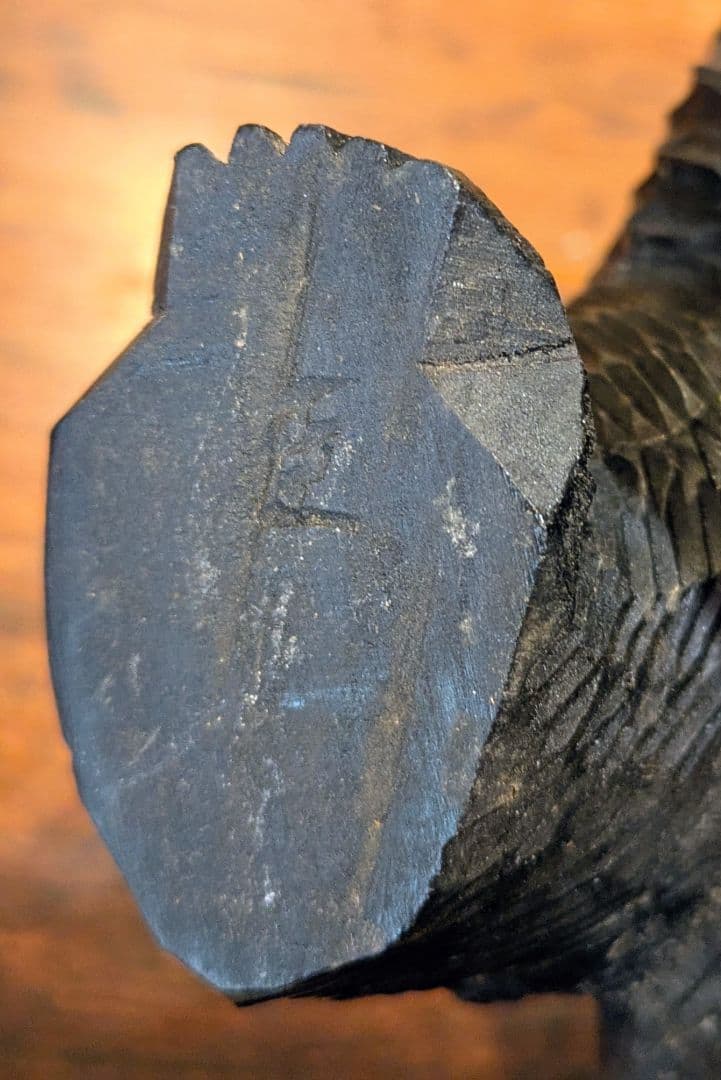 八雲】木彫り熊 奥田博臣 銘=臣 北海道 ガラス目 熊彫の通販はau PAY