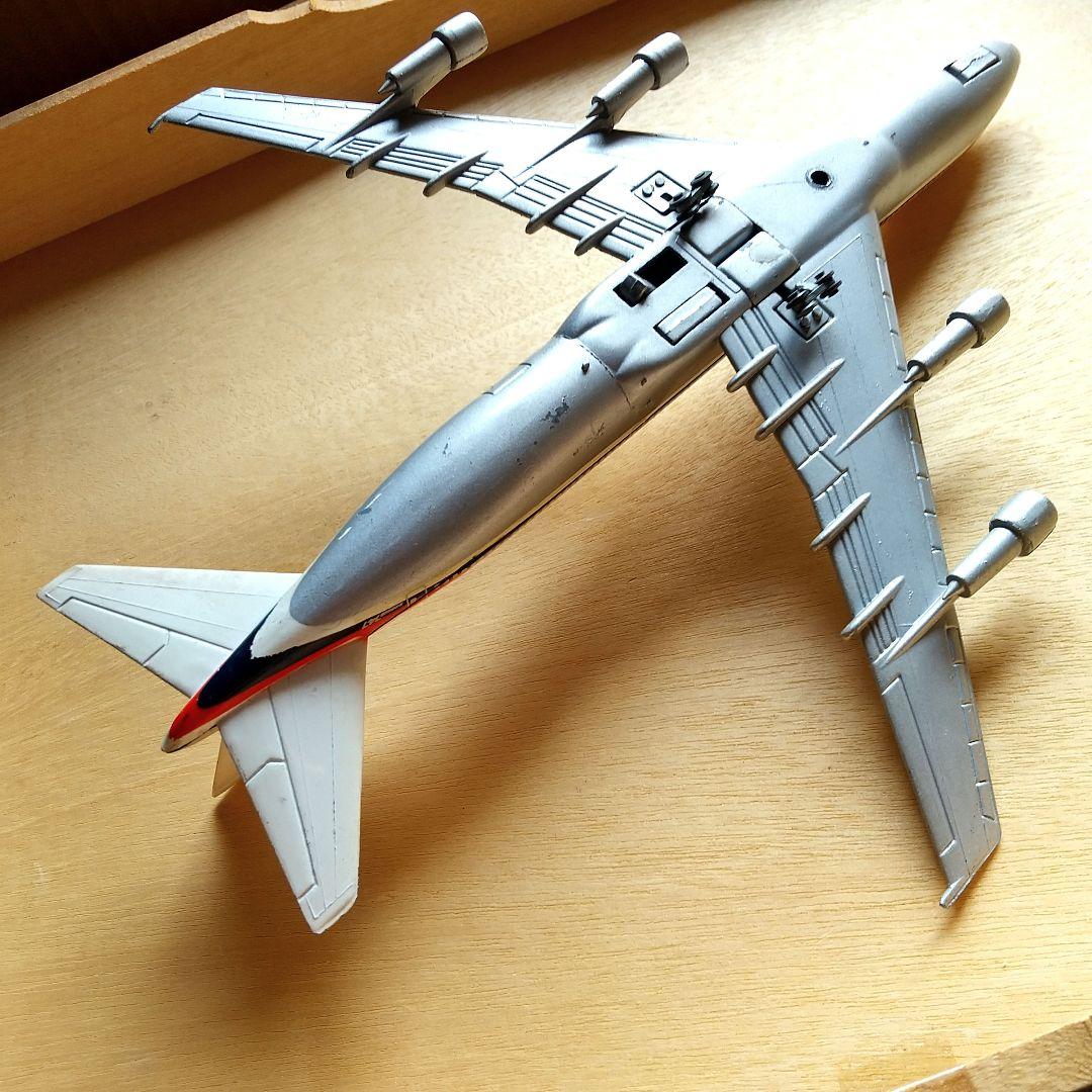 【希少】飛行機模　JAL 8101　鶴マーク　メタル台座付き