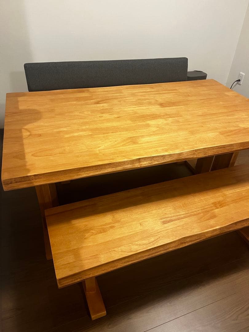 【ご購入者様決定済】白王 ダイニングテーブル1500