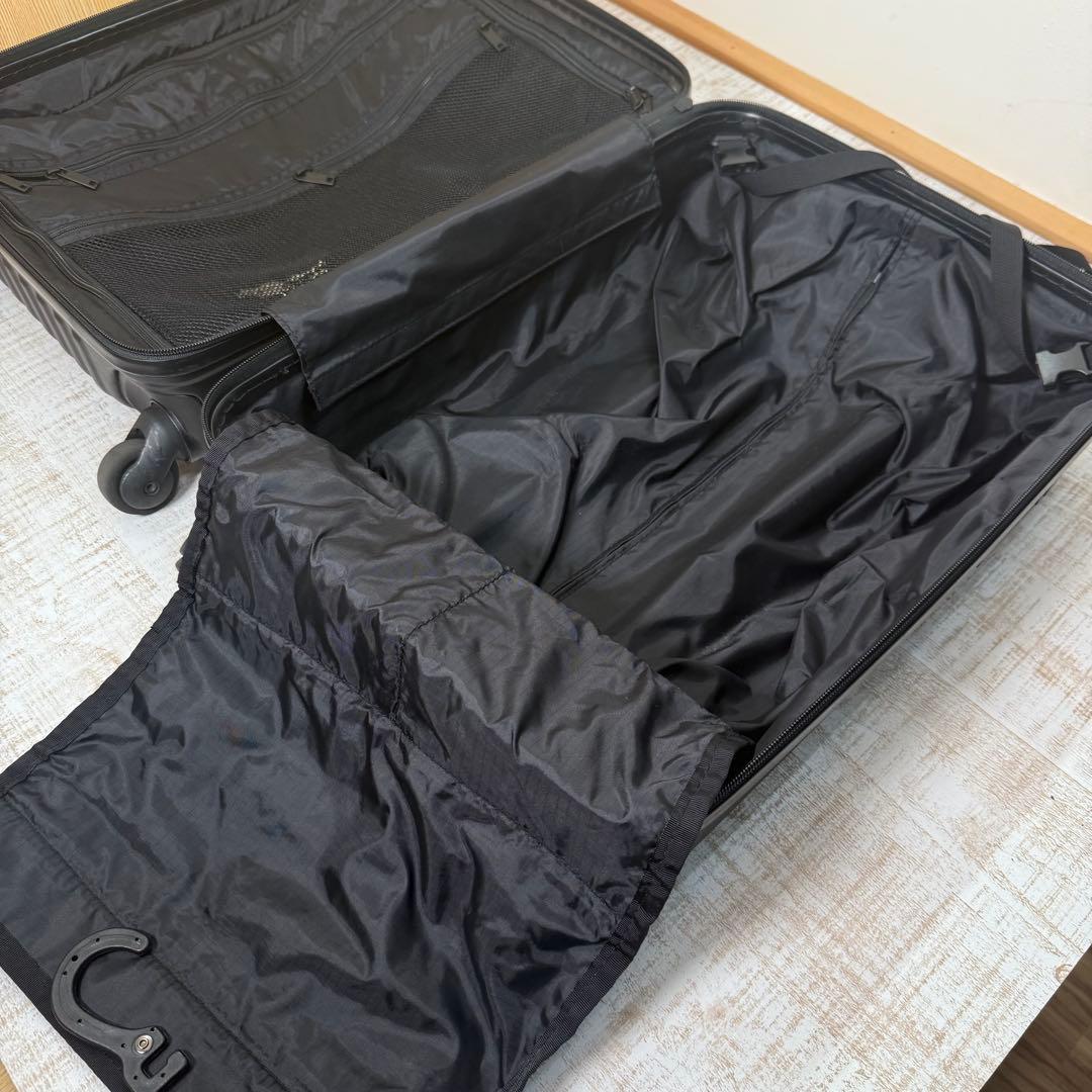 訳あり BRIEFING H-34F キャリーケース 4輪 マットな色合い