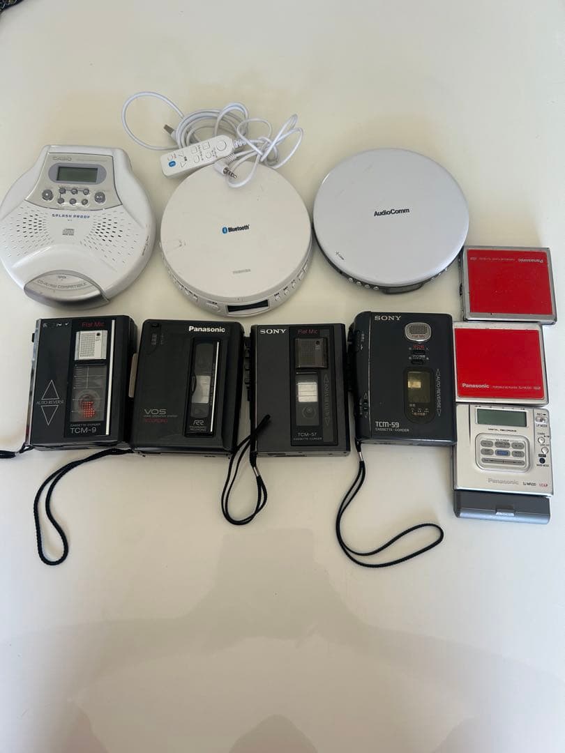 タ*タ様 かセットプレイヤーとCDプレイヤーとMDプレイヤーのセット 注文殺到の全部入り音楽プレーヤーに「MDがハブられている」とツッコミ