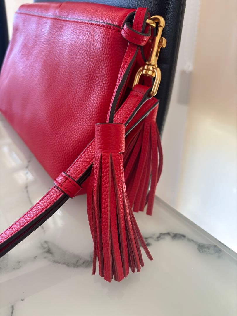 【超美品】トリーバーチ レザー ショルダーバッグ赤