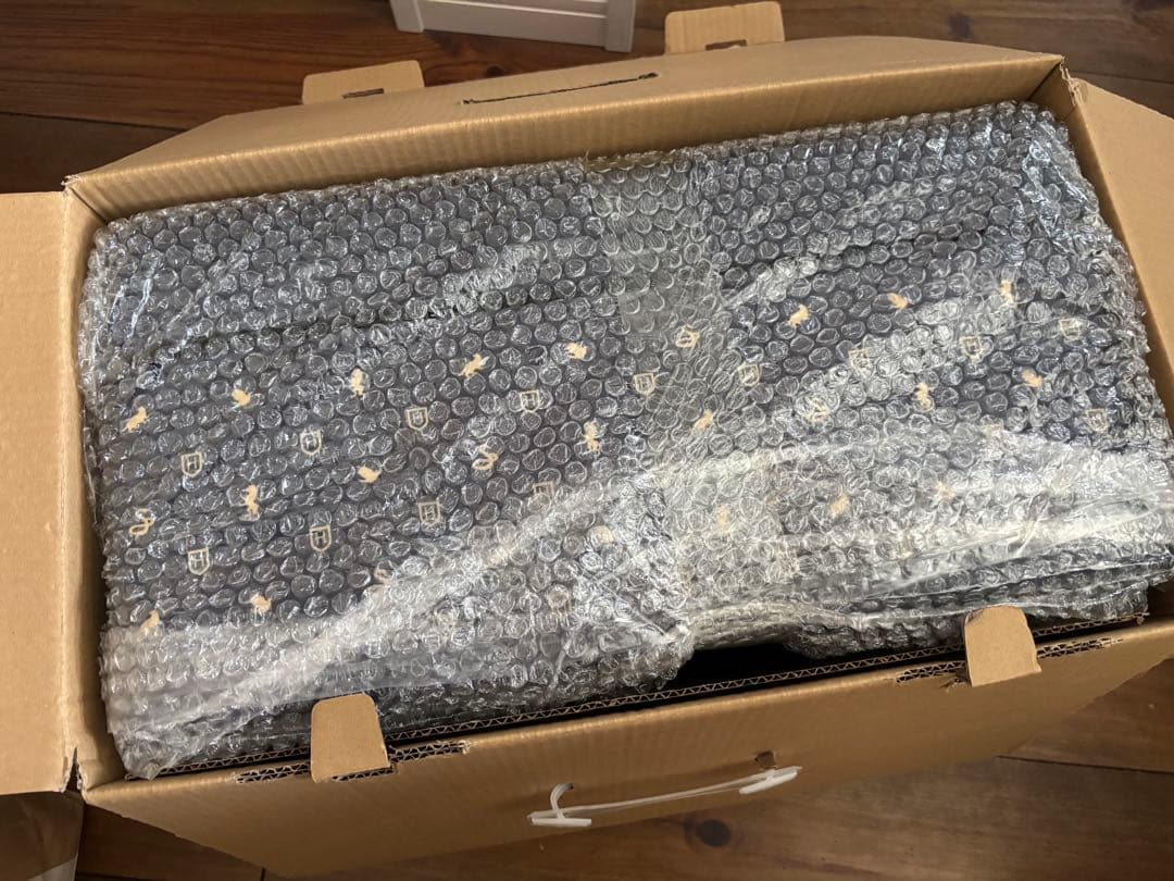 新品　Salut! ハリーポッター 脚付き収納スツール【ホグワーツ】　サリュ