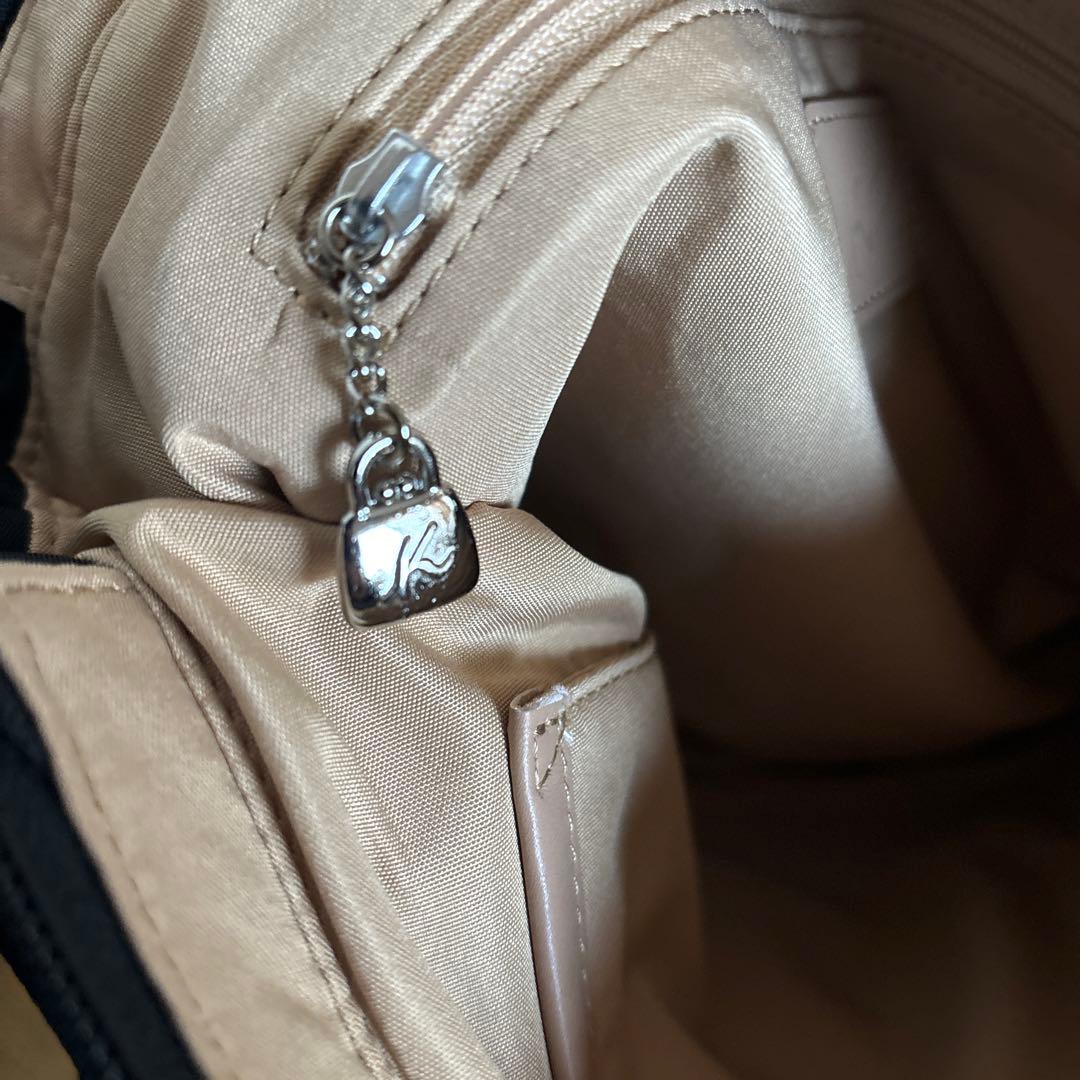 キタムラ ショルダーバッグ　黒　新品未使用