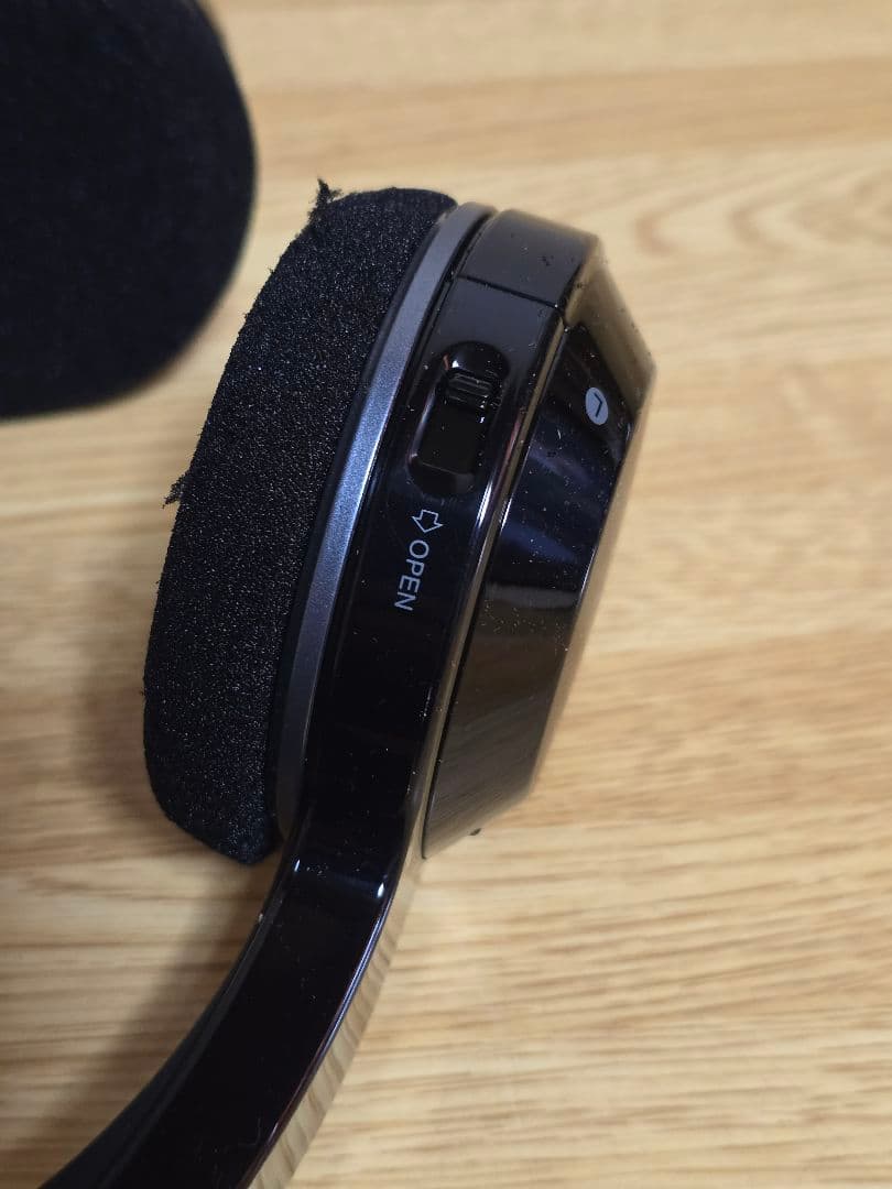 1611 SONY ワイヤレスヘッドホン 充電スタンド付き