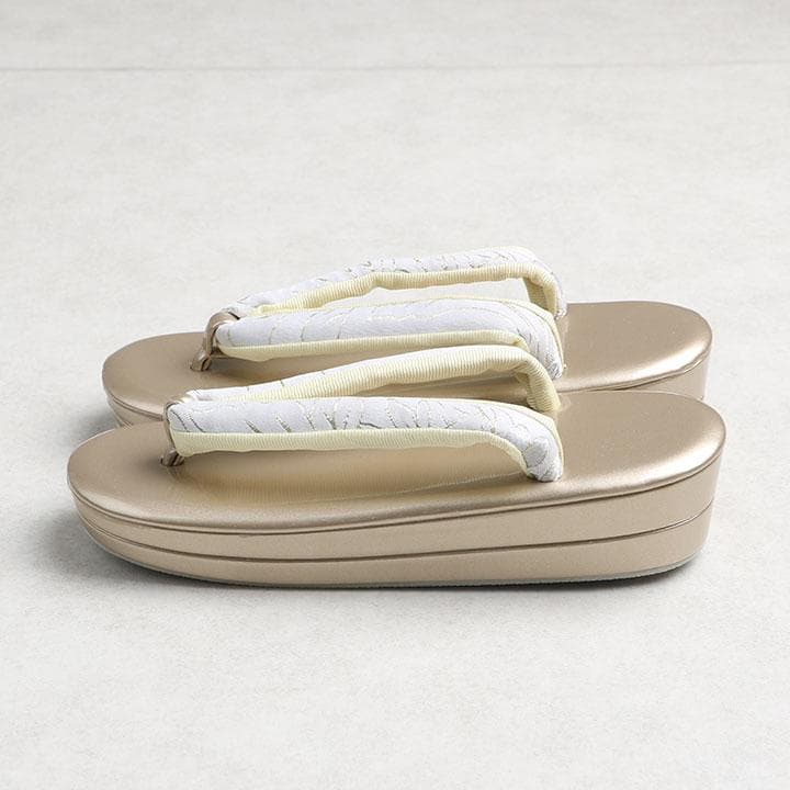 【新品】草履バッグセット　フォーマル用 草花柄　草履:24cm 03032