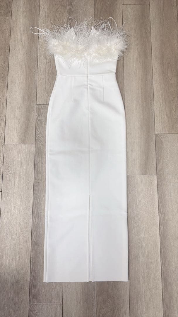 フェアリーバストバックスリットタイトドレス