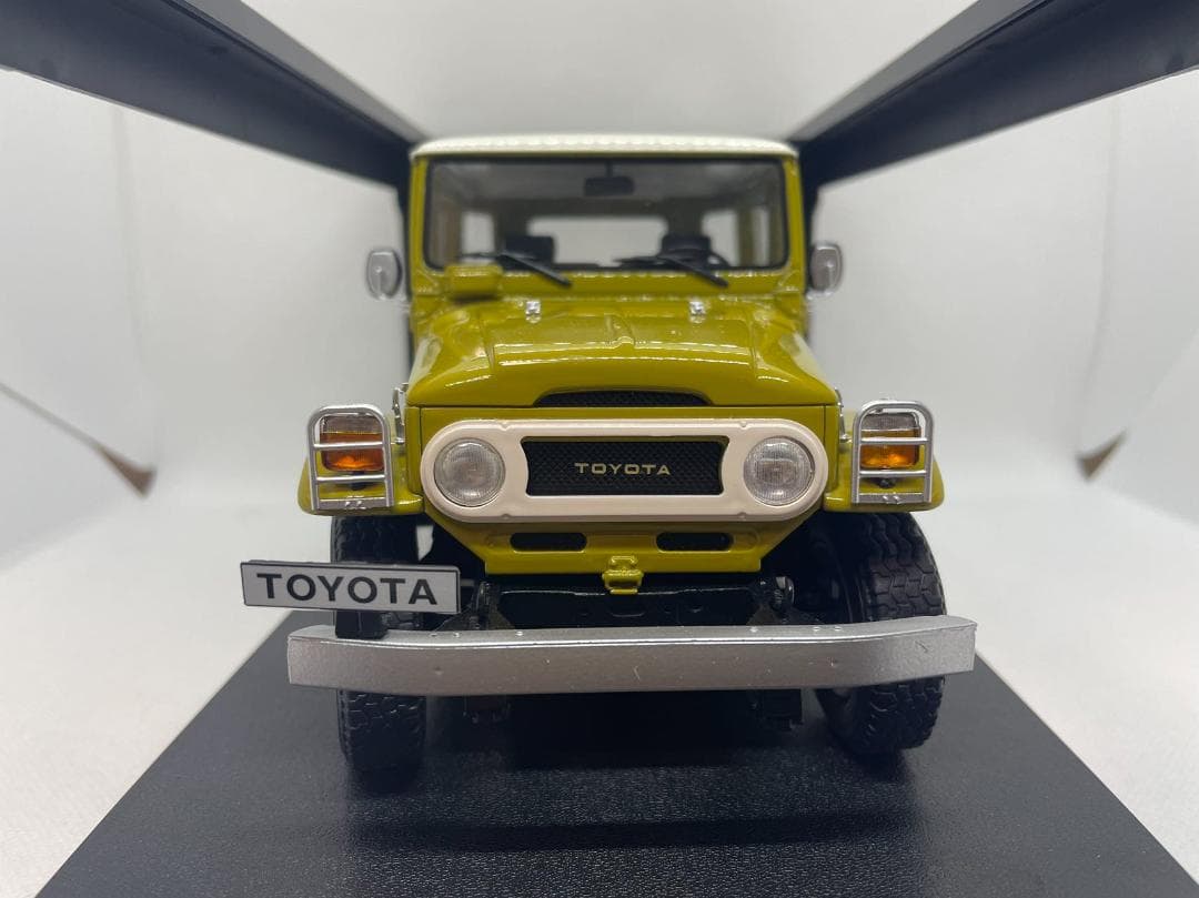 Cult 1/18 トヨタ ランドクルーザー LAND CRUISER 40