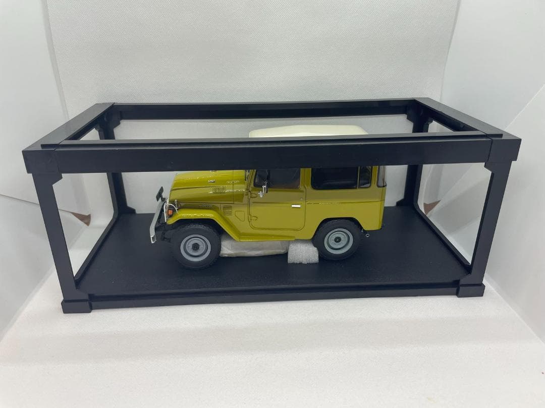 Cult 1/18 トヨタ ランドクルーザー LAND CRUISER 40