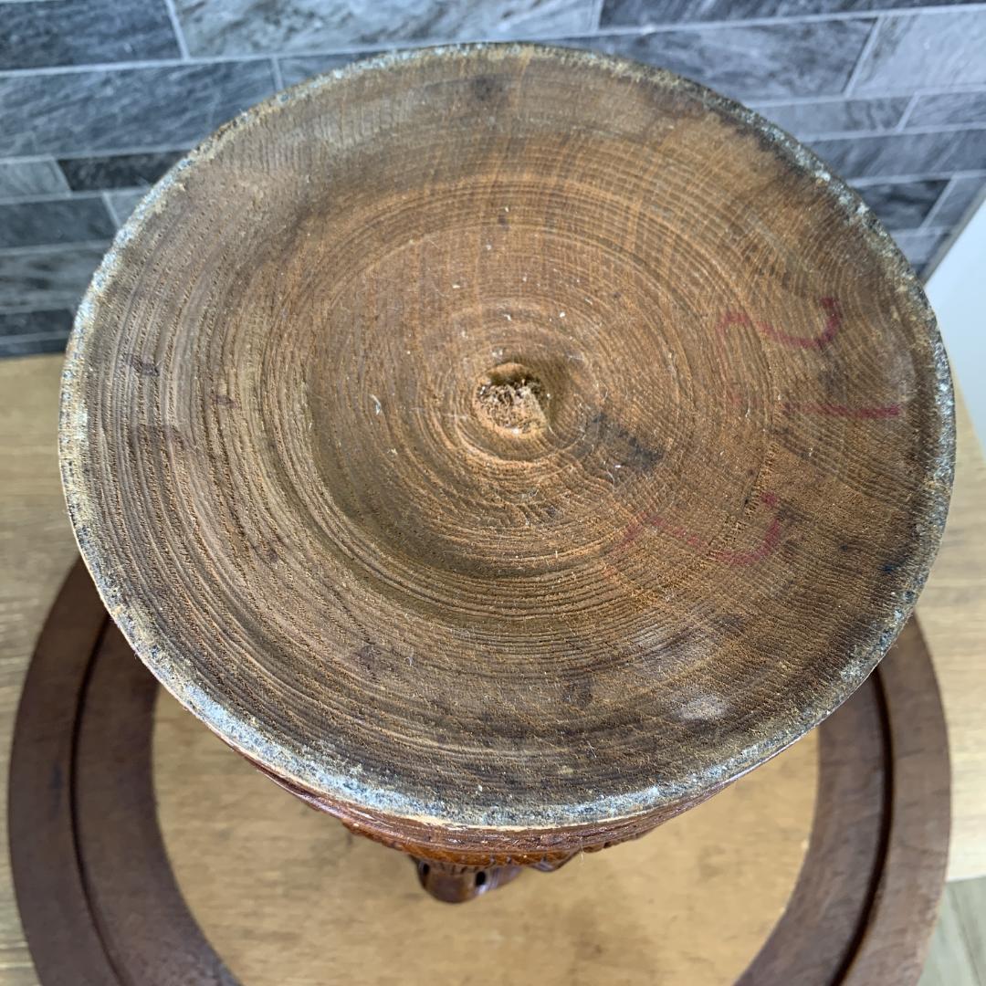 インド民芸品 木彫り机 天板直径51.5㎝サイズ 花台 サイドテーブル