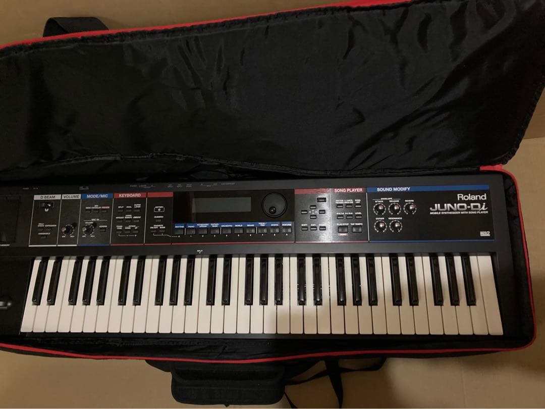 ローランド JUNO-Di シンセサイザー 専用ソフトケース付き 0702 ②