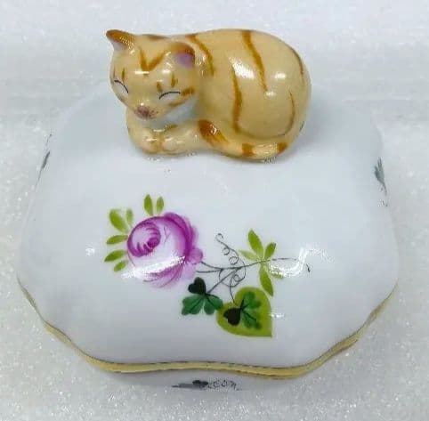 美品 ヘレンド HEREND タマゴボックス ウィーンの薔薇 猫