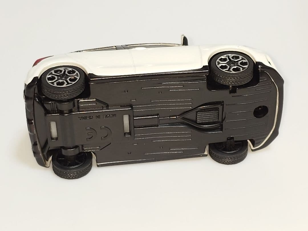 激レア! ZC33S スイフトスポーツ ホワイト プルバックカー