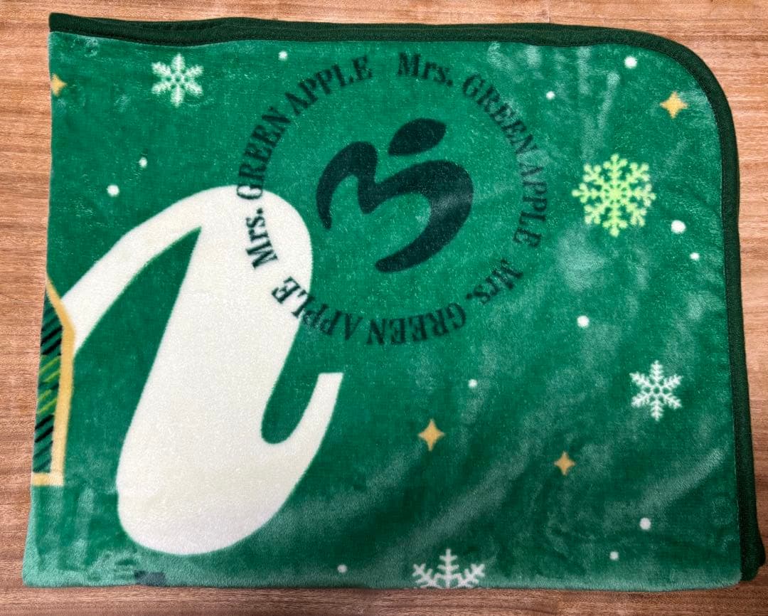 Mrs. GREEN APPLE 一番くじ2024 B賞 ブランケット - メルカリ
