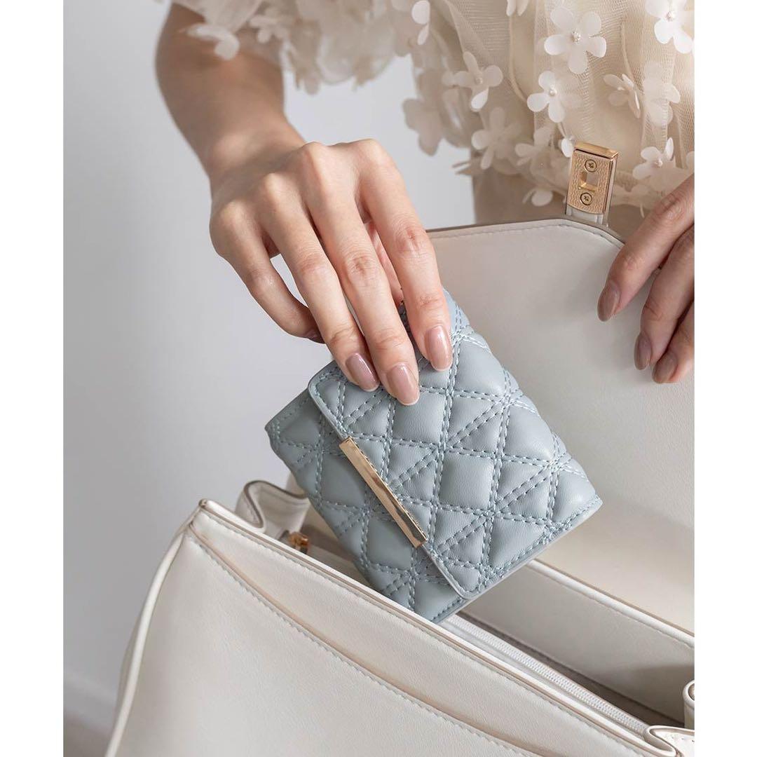 水色 キルティング 三つ折り財布 水色 キルティング 三つ折り財布