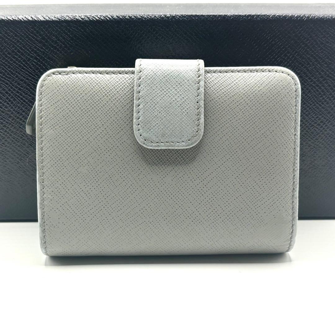 ✨現行モデル✨PRADA 二つ折り 財布 サフィアーノ メタルロゴ ICタグ