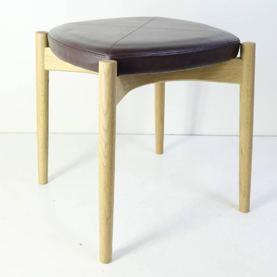 旭川家具 匠工芸 ファウン スツール オーク無垢 ダークブラウン 松岡智之