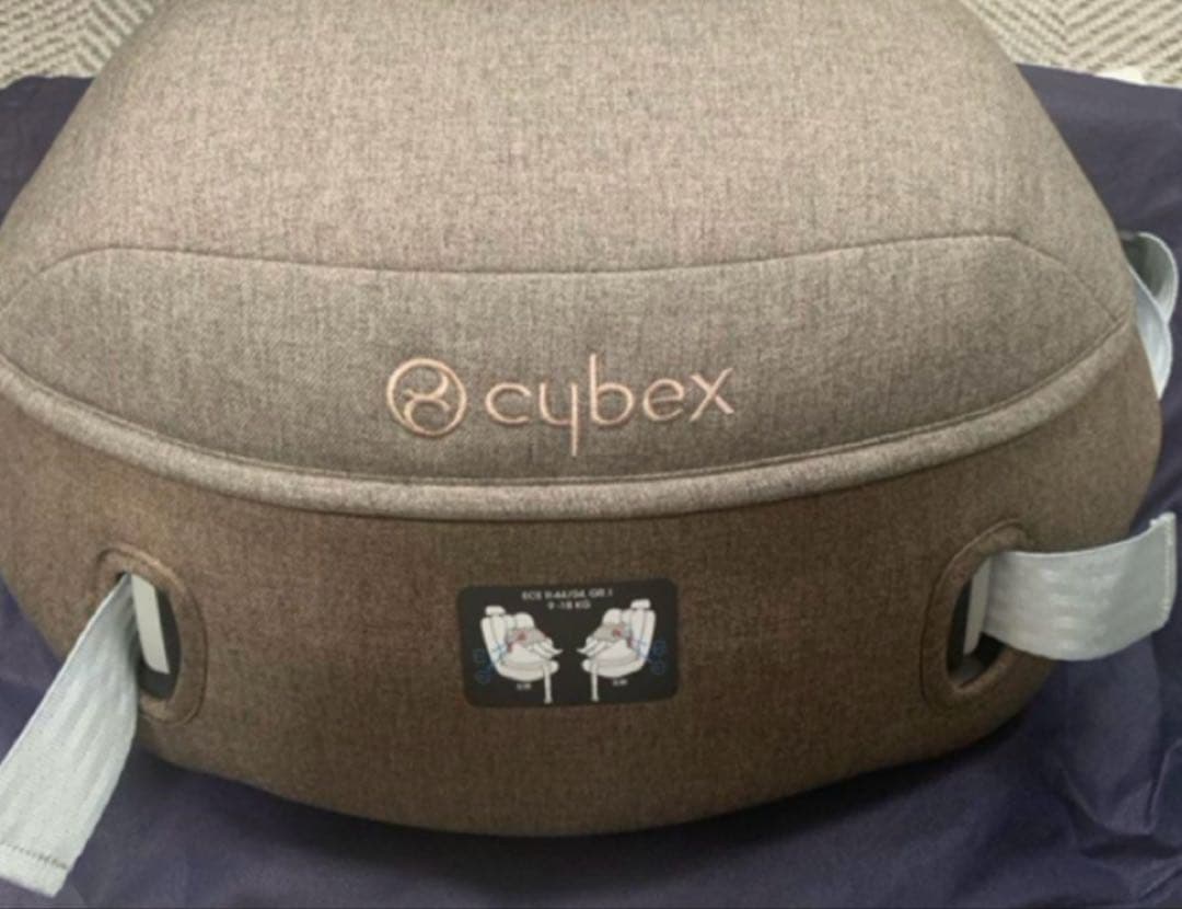 サイベックスシローナ　チャイルドシート 側面保護付き　ベージュ