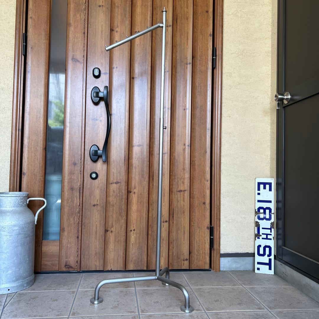 インダストリアル 3本脚 スラントハンガー パイプメタルラック