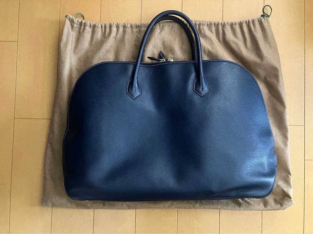 Cisei 999 LD シュリンクレザー ラウンドジップ ブリーフバッグ