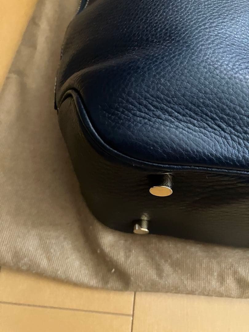 Cisei 999 LD シュリンクレザー ラウンドジップ ブリーフバッグ