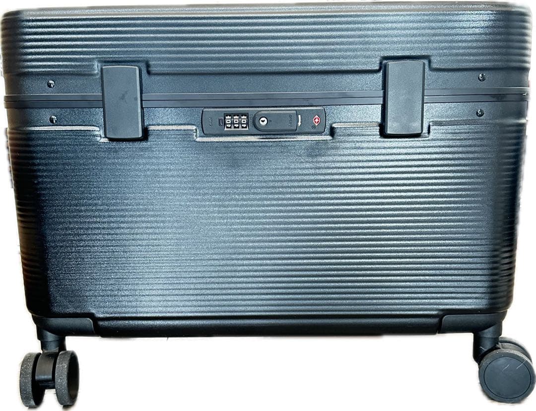 パイロットスーツケース・黒 RIMOWAパイロットモデルブラック