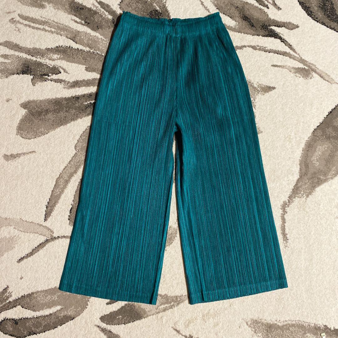 プリーツプリーズ イッセイミヤケ ワイドパンツ グリーン