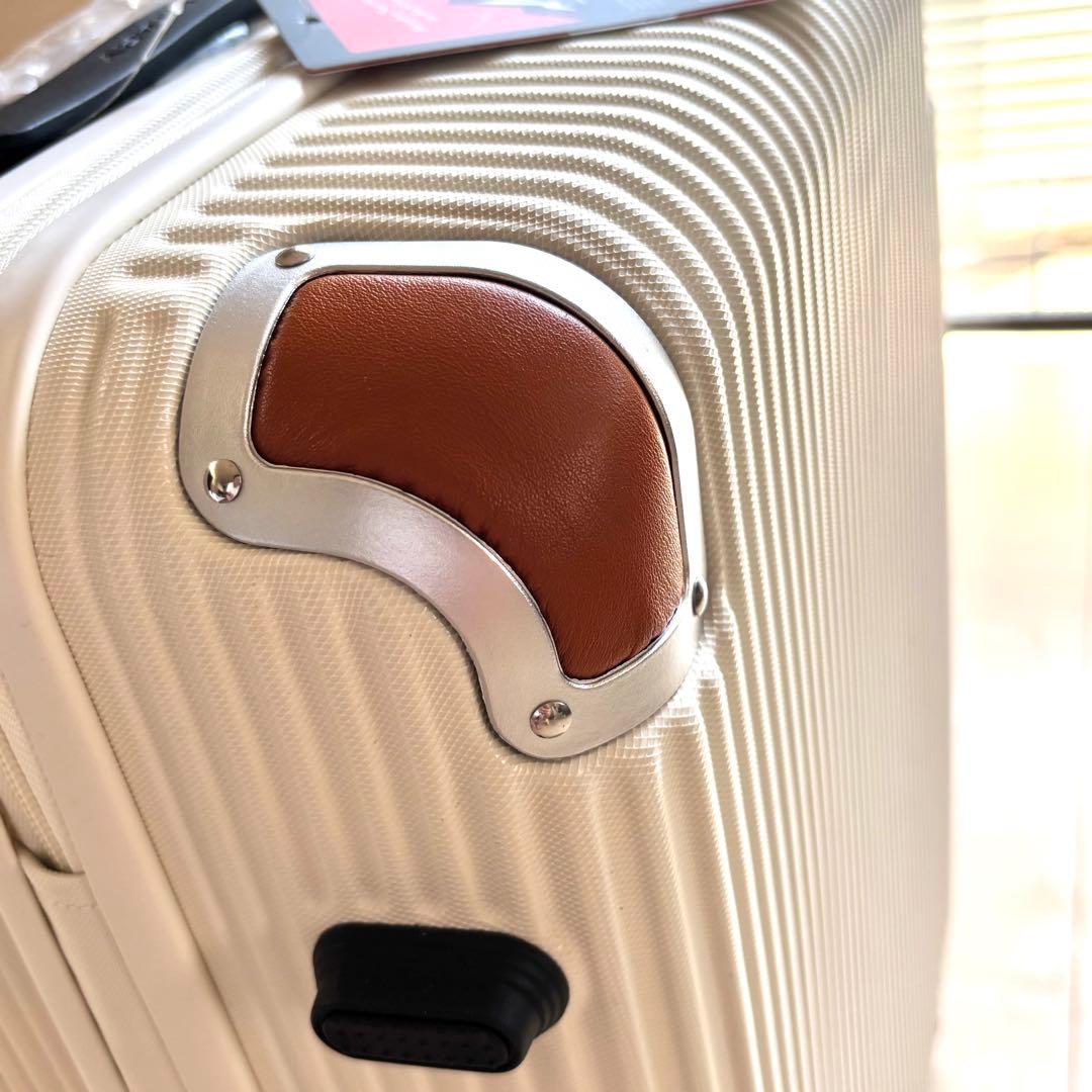 【新品】スイスミリタリー 38.5L スーツケース ホワイト 機内持ち込みサイズ